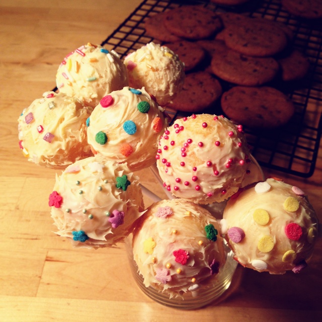 棒棒糖蛋糕（球体松软不甜腻型）