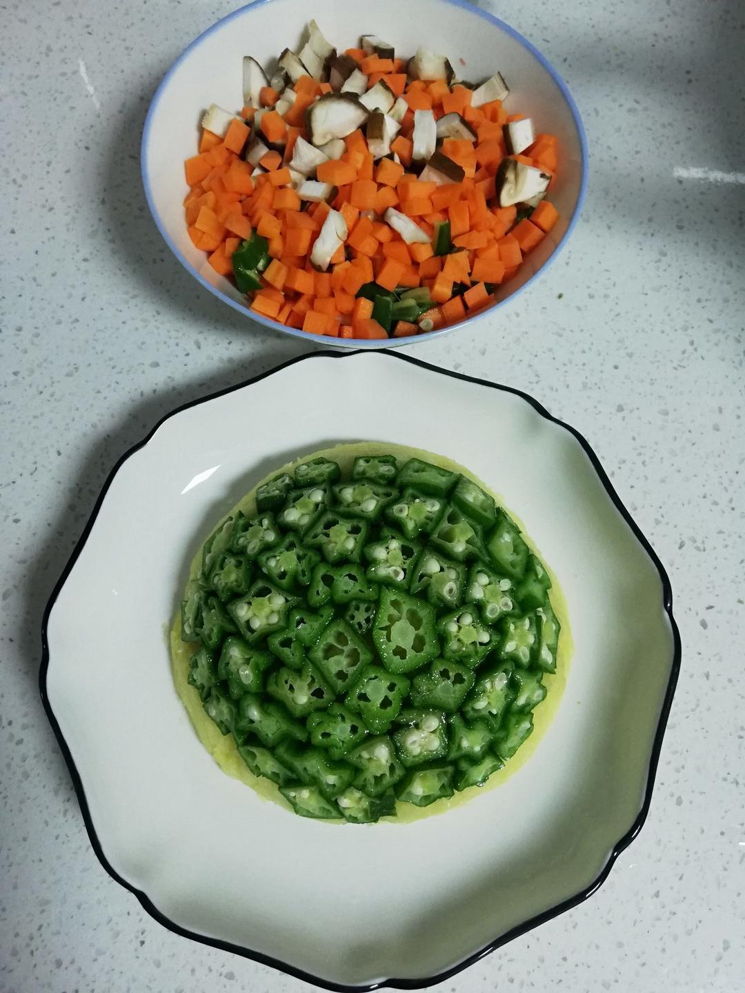 这绝对是秋葵颜值最高的做法，好看又好吃，端上桌最先光盘