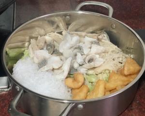 南方人不费劲超健康水煮鲈鱼（汤可喝）的做法 步骤3