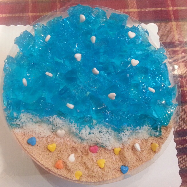 水里的鱼131103做的蓝色の海洋酸奶慕斯蛋糕