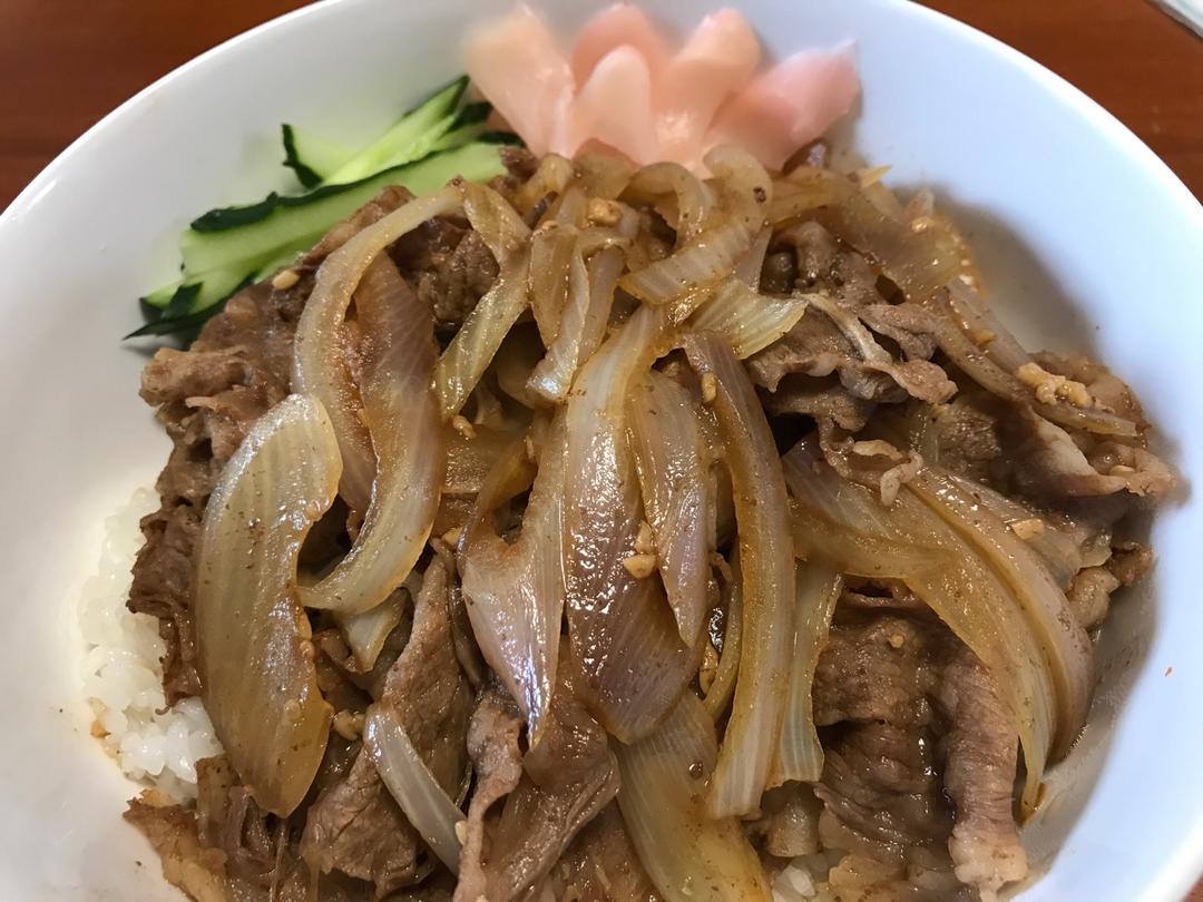 吉野家牛肉饭（牛丼）