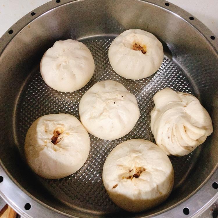 鲜肉包子