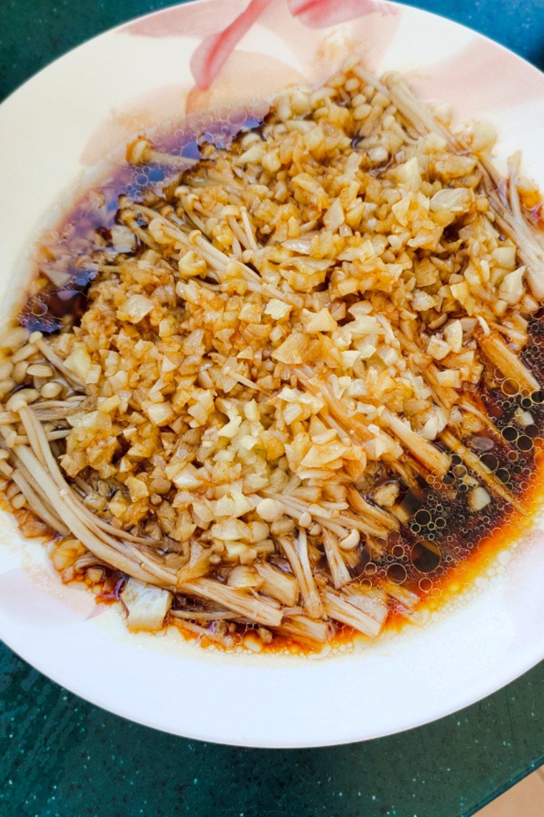 蒜蓉蒸金针菇