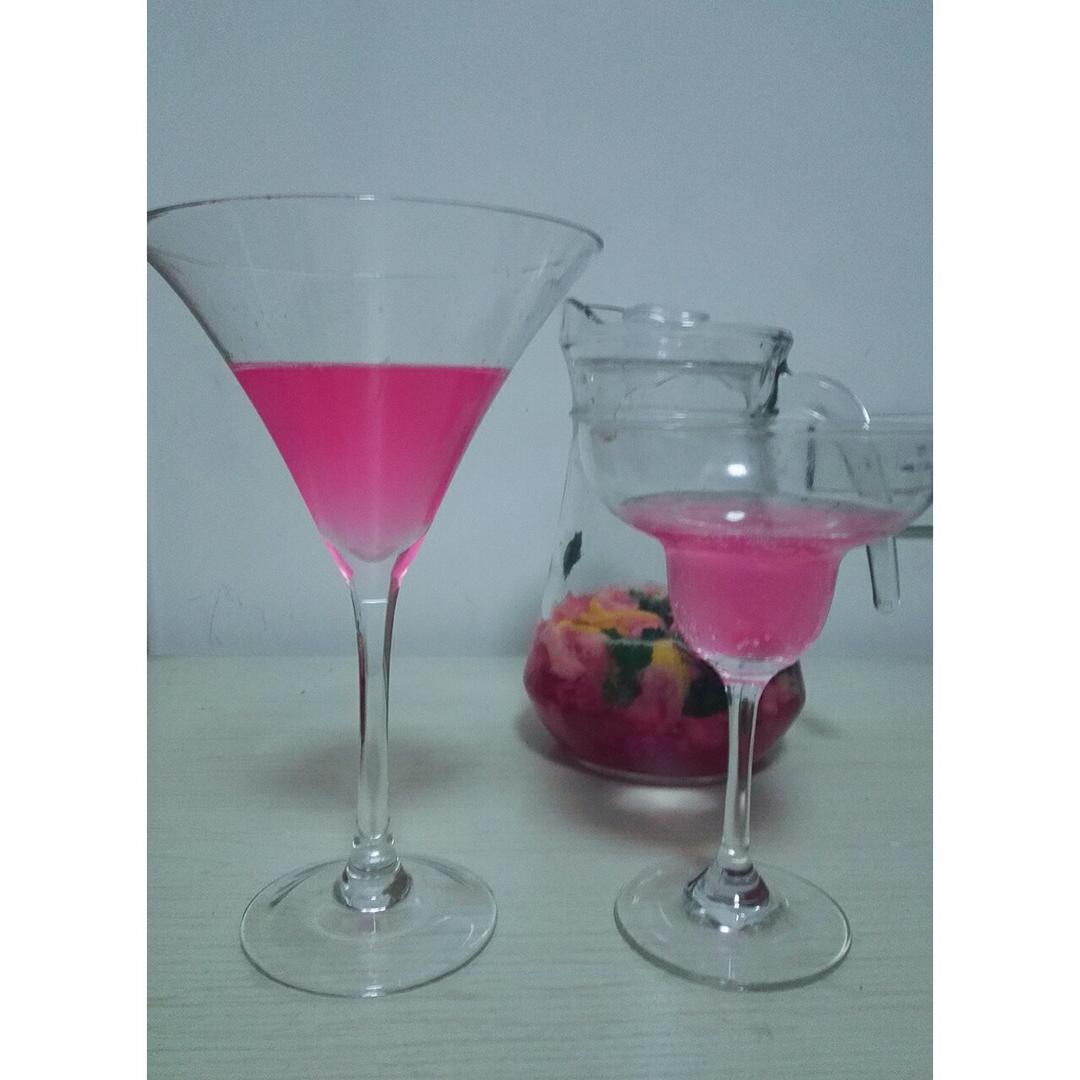 少女特饮蜜桃MOJITO鸡尾酒