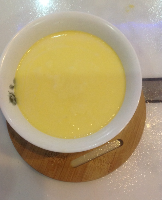 高阿聪聪做的原味鸡蛋羹