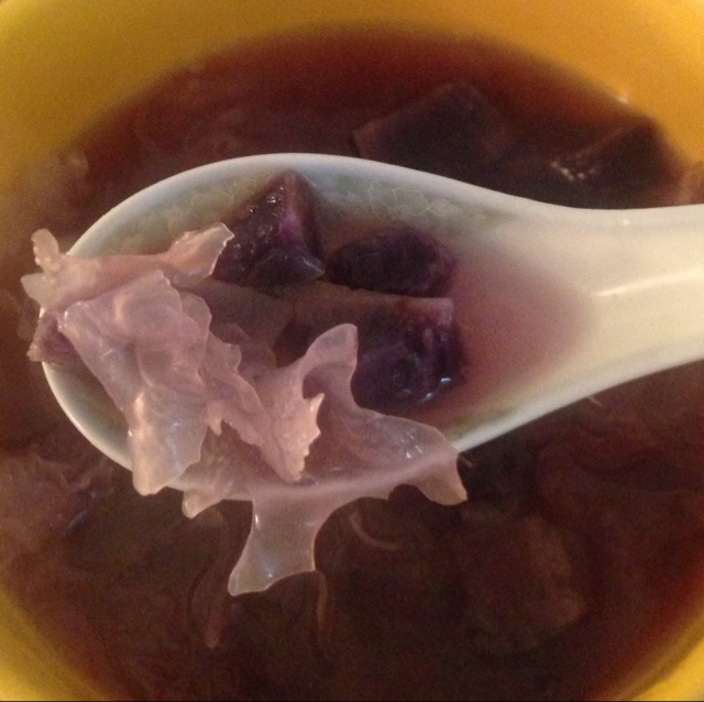 紫薯银耳羹