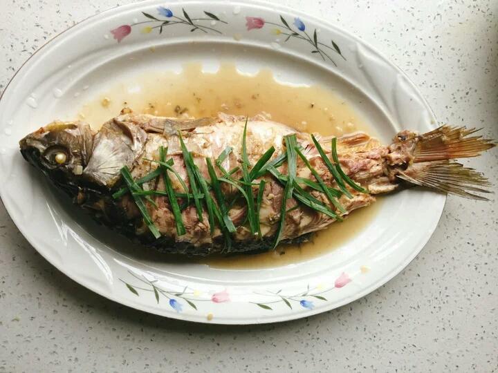 红烧鲫鱼