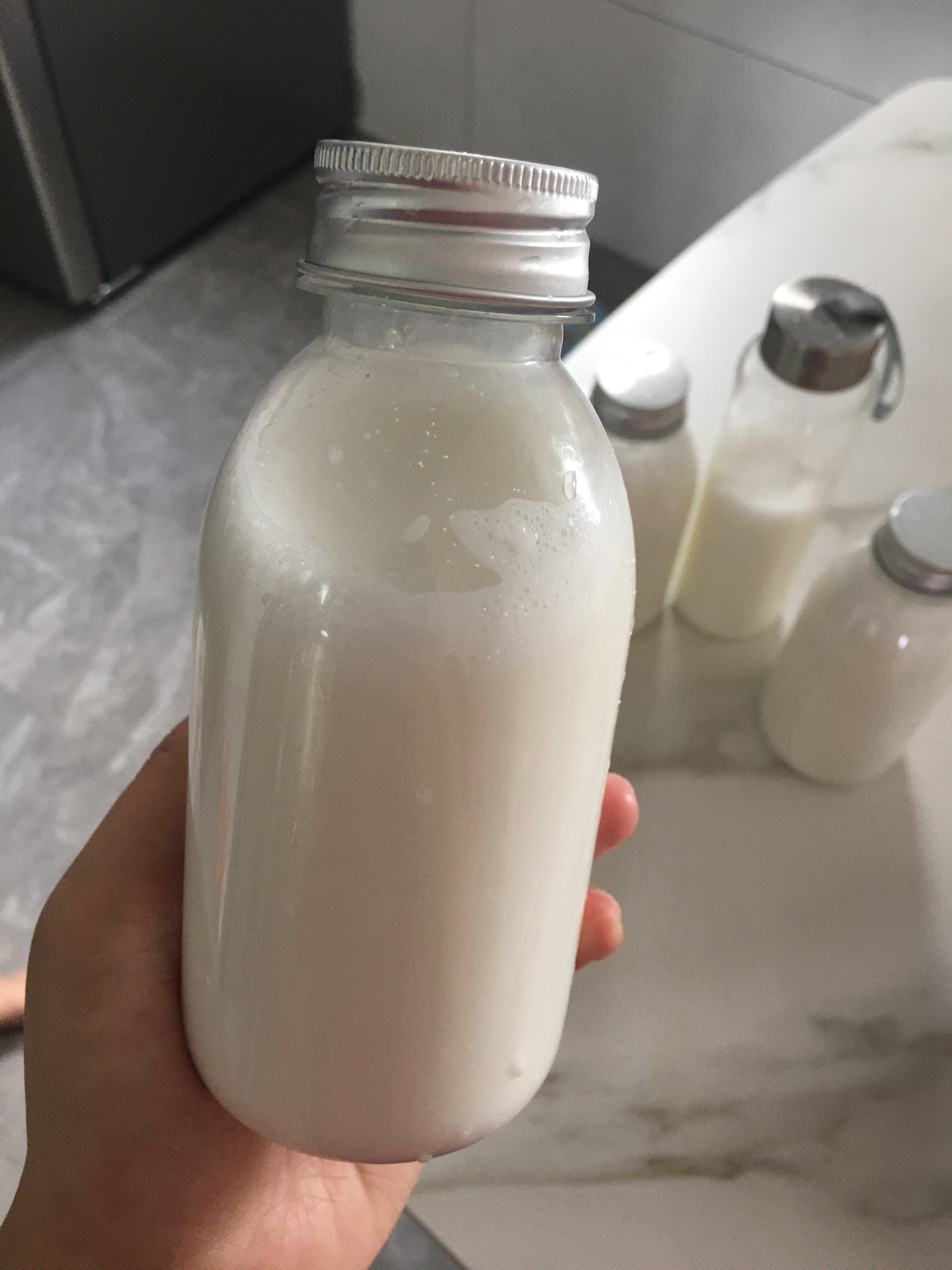 自制椰子汁/椰奶