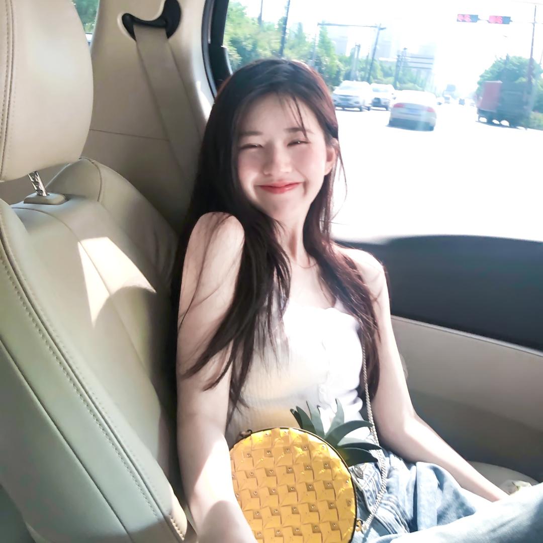 请叫我拜拜小姐