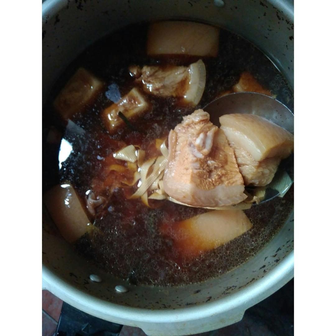 卤肉