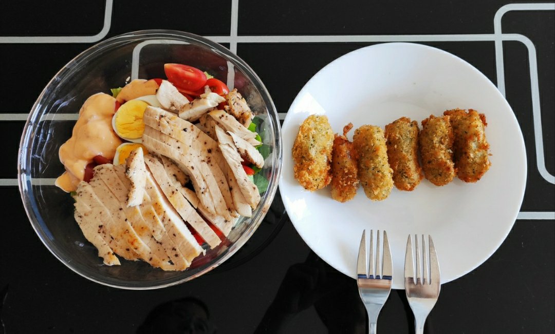 高蛋白美味低脂高颜值鸡胸肉蔬菜沙拉（超详细视频）