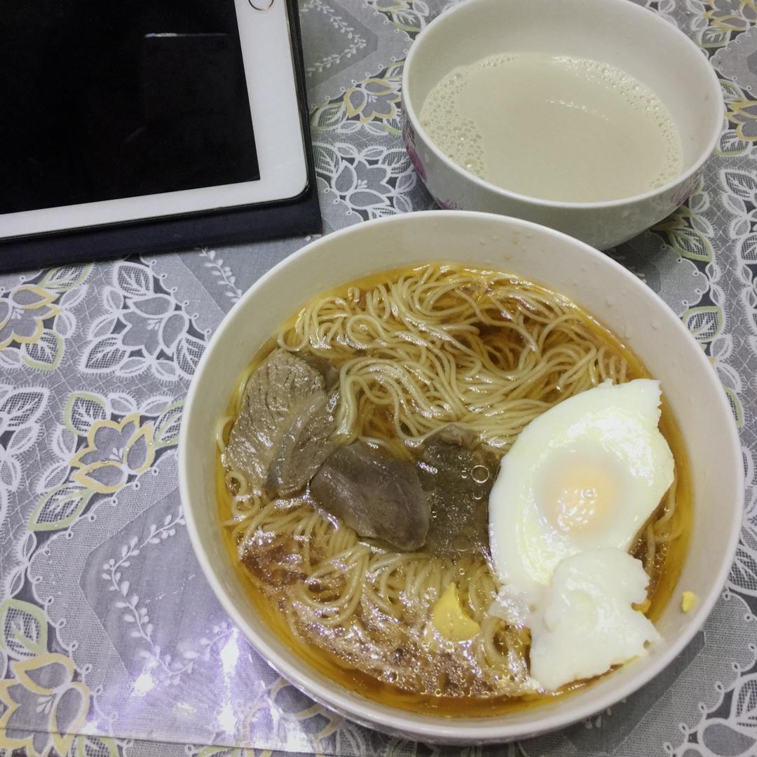 早餐•2016年10月22日