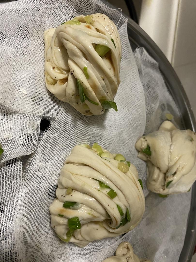 葱油花卷 Steamed Roll