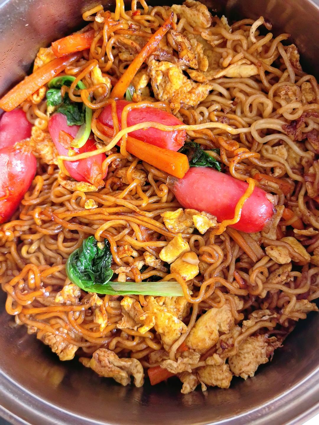 秒杀路边摊的炒方便面