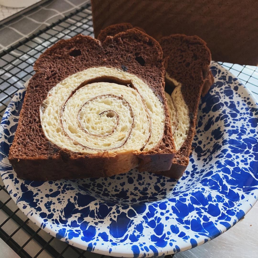 柔软的黑钻吐司🍞可可蛋糕夹牛奶吐司 一箭双雕的美味