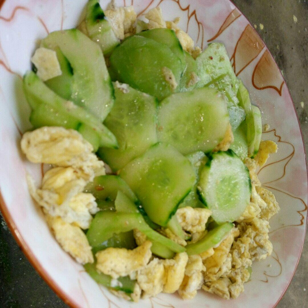 黄瓜炒蛋