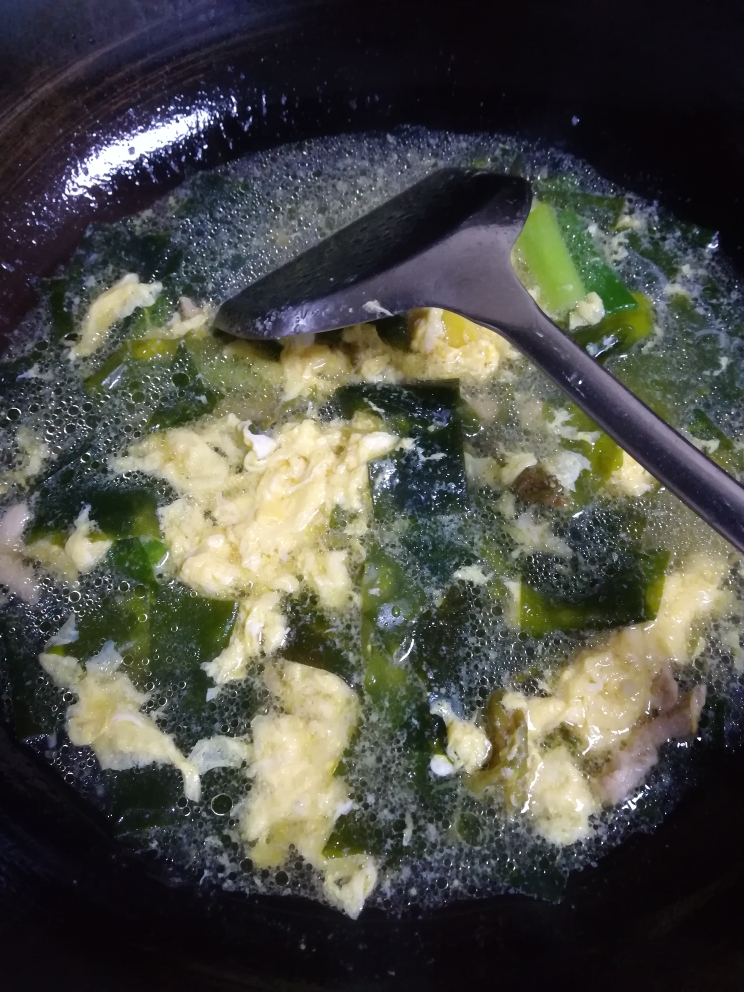 海带苗瘦肉鸡蛋汤的做法