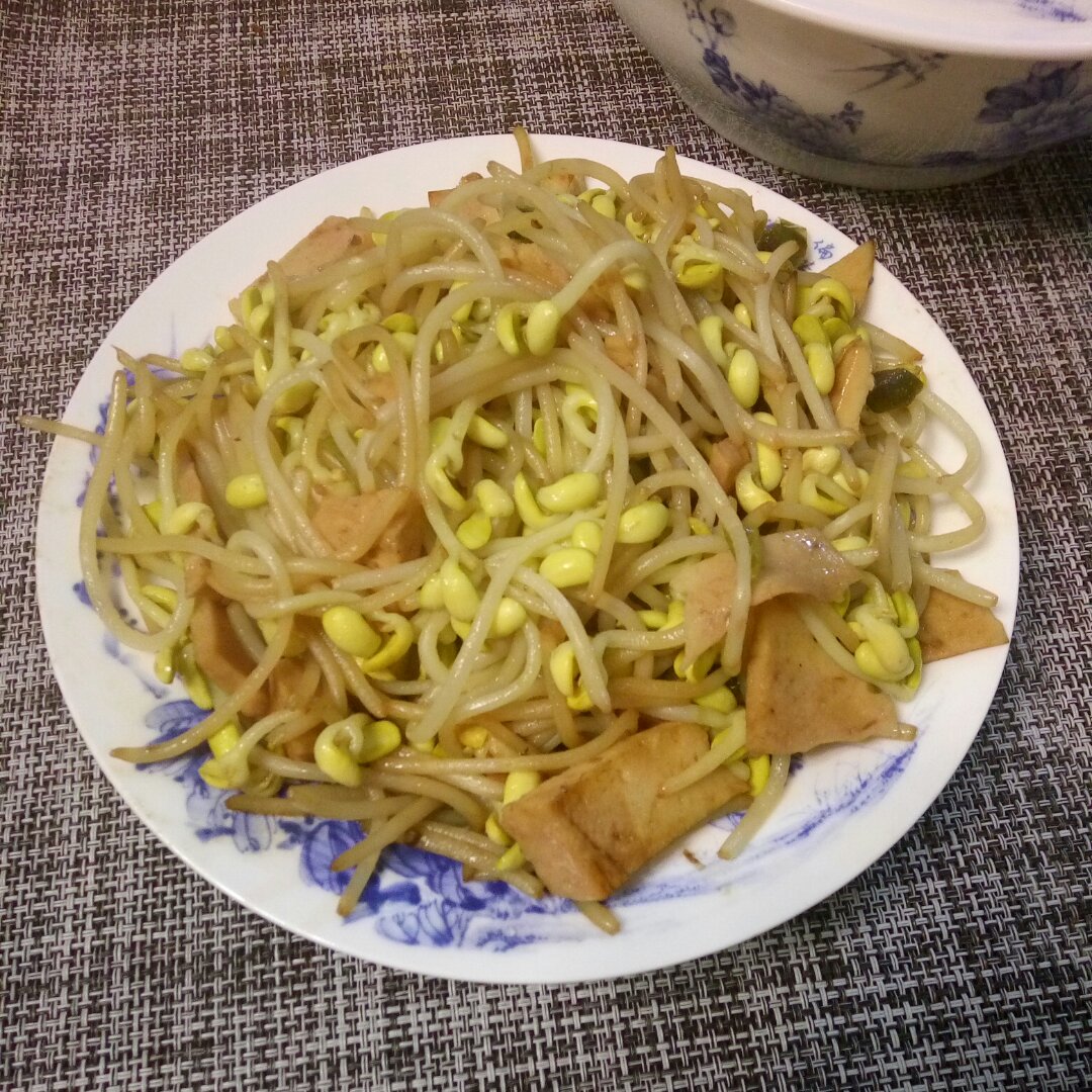 呛炒黄豆芽