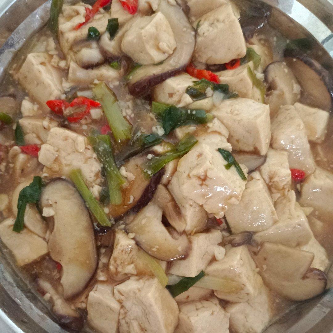 超简单还减脂 香菇烧豆腐