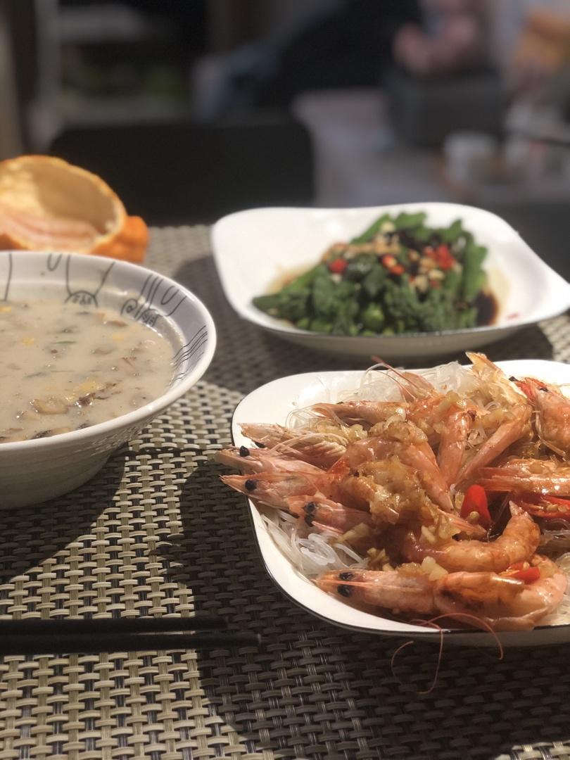 超惊艳奶油蘑菇汤(牛奶版本)