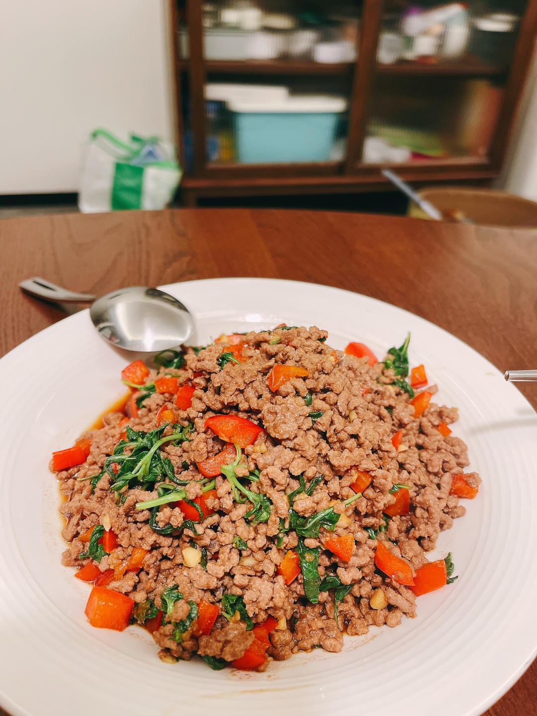 泰式打抛牛肉/猪肉碎饭