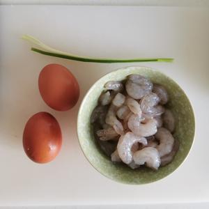 虾仁滑蛋🍤超鲜嫩的做法 步骤1