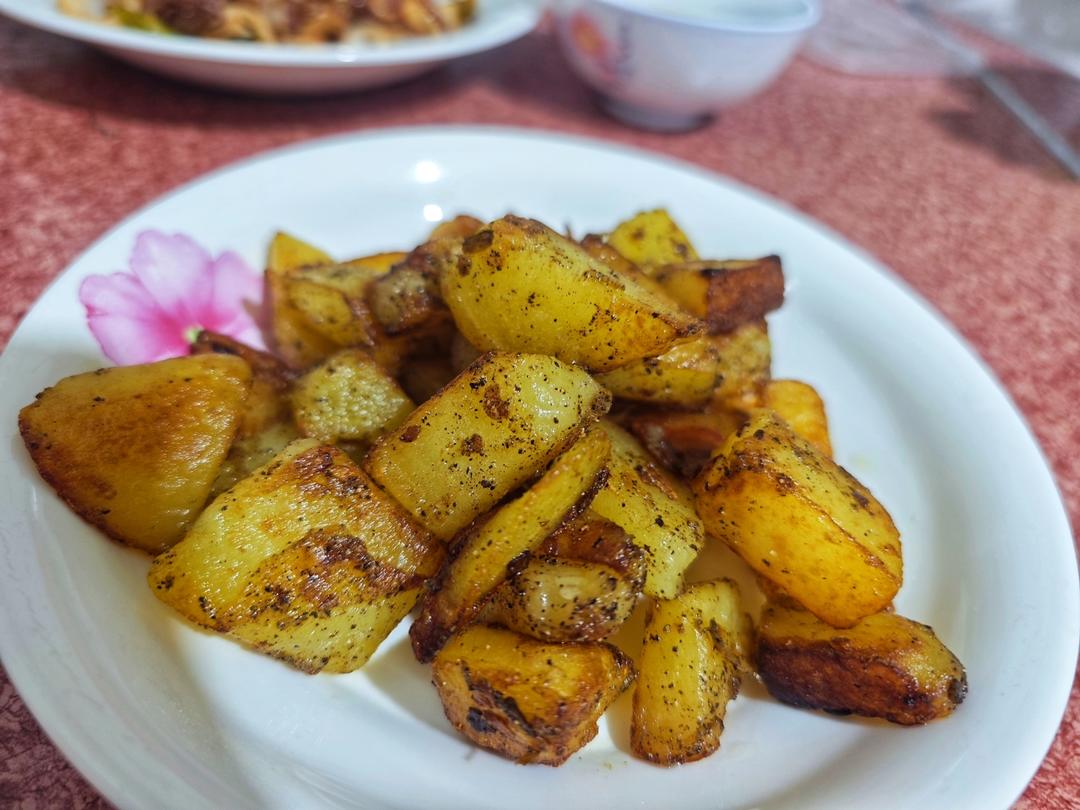 香煎土豆（黑胡椒版）