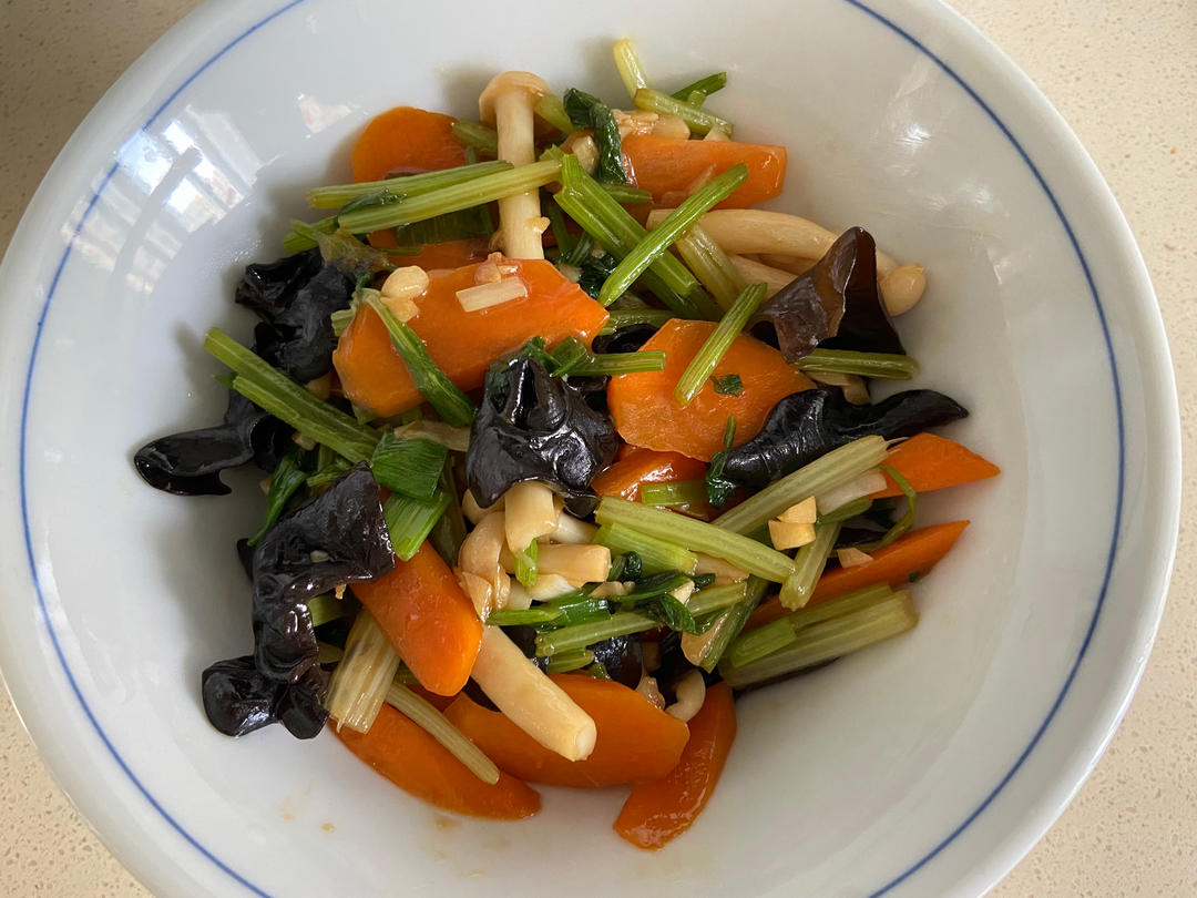 营养美味的小炒素三鲜