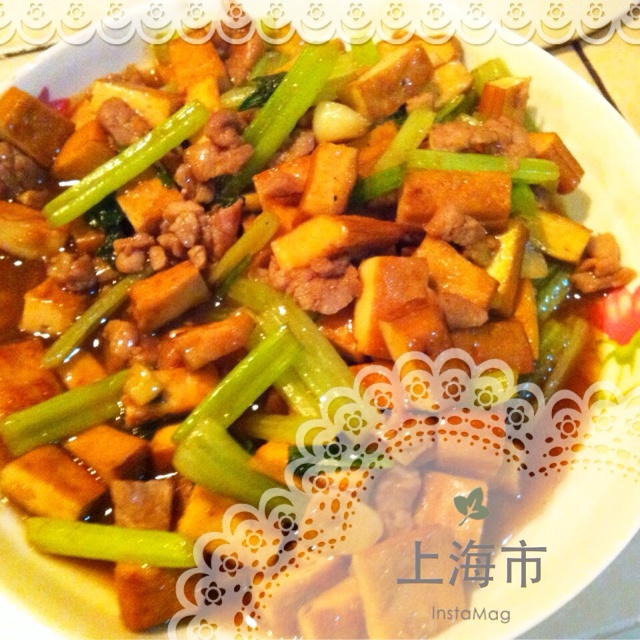 芹菜豆腐干炒肉丝