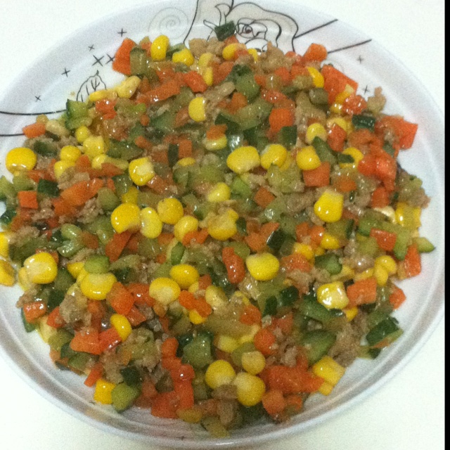 香甜黄瓜玉米粒