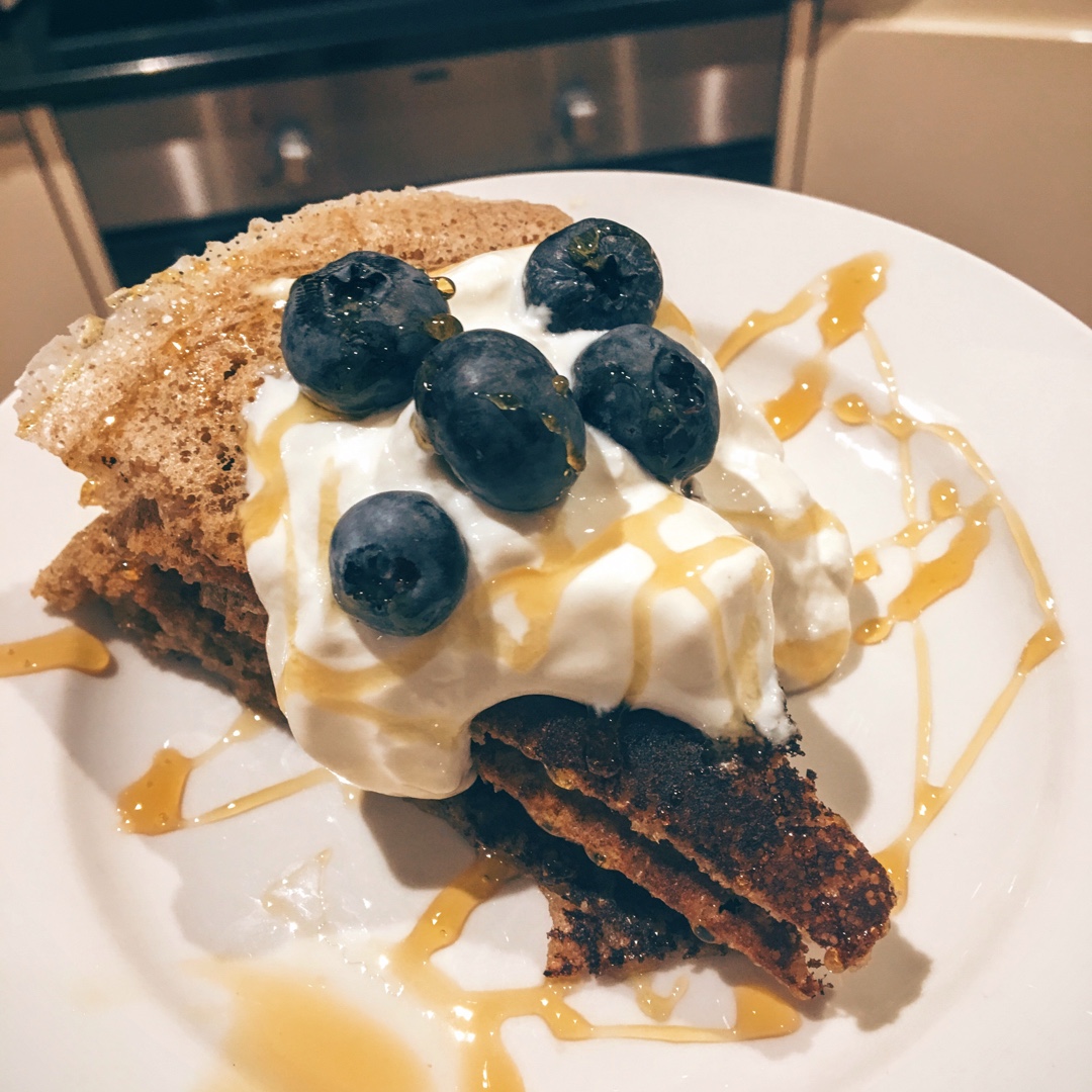 圆圆的夏天做的英伦张开每一个毛孔欢迎你的蜂窝松饼crumpets