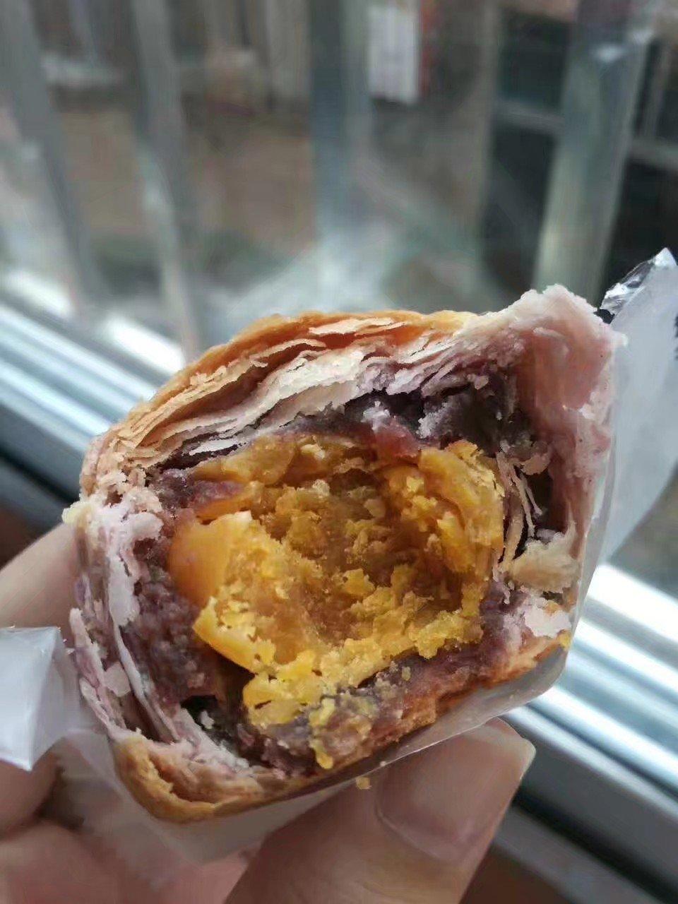 蛋黄酥~紫薯、抹茶、原味~花好月圆，中秋快乐~内附一次做六色蛋黄酥方法~