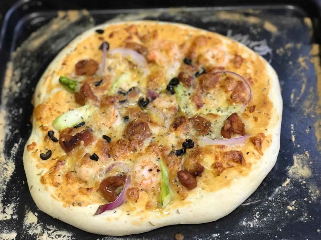 萨拉米薄底披萨 Salami Pizza