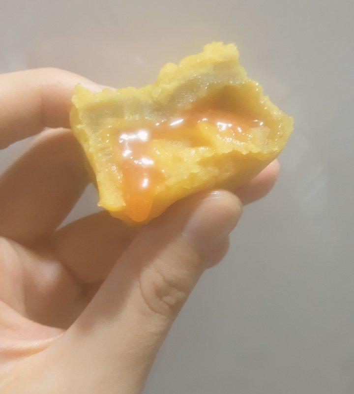 日式美颜桃山皮月饼