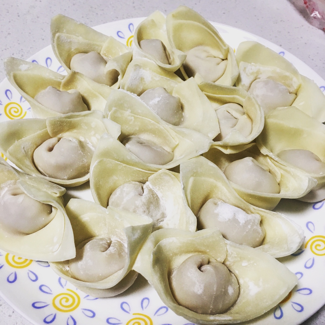 元宝馄饨的包法