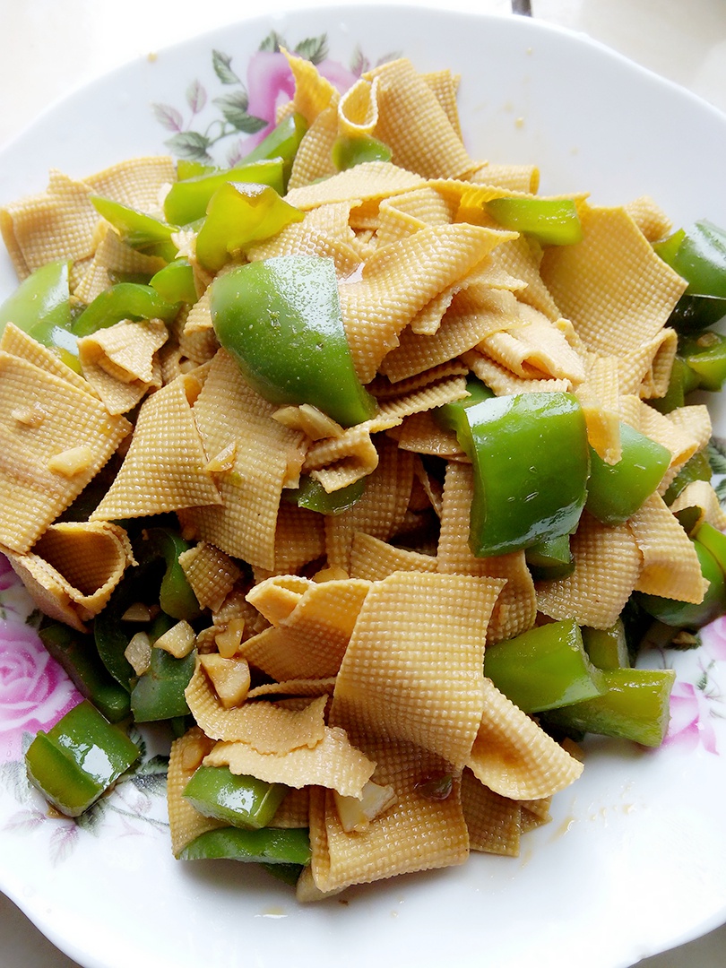 尖椒炒豆皮