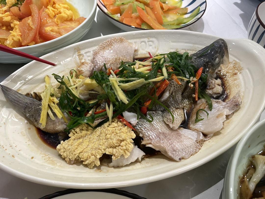 10分钟做 清蒸鲈鱼 （附切鱼图解）