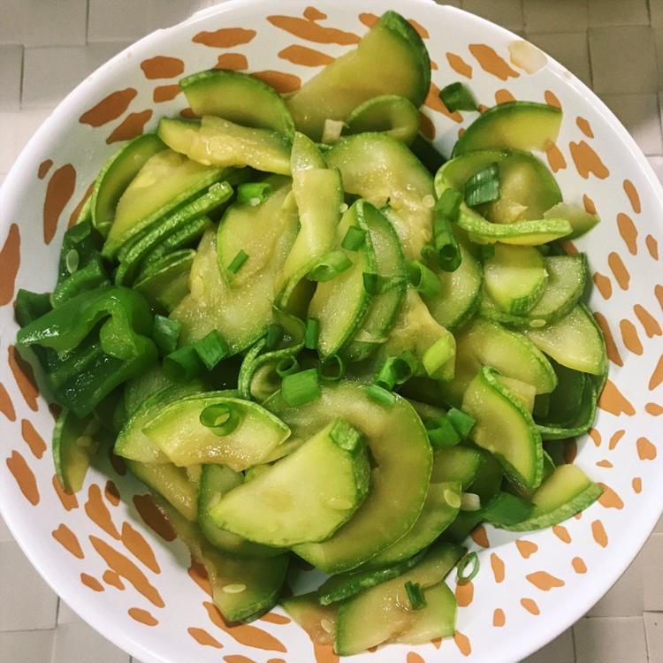清炒西葫芦