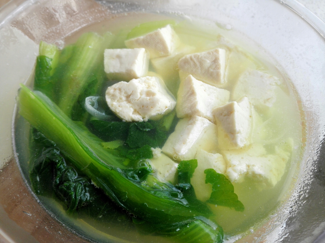 原汁原味小白菜豆腐汤的做法