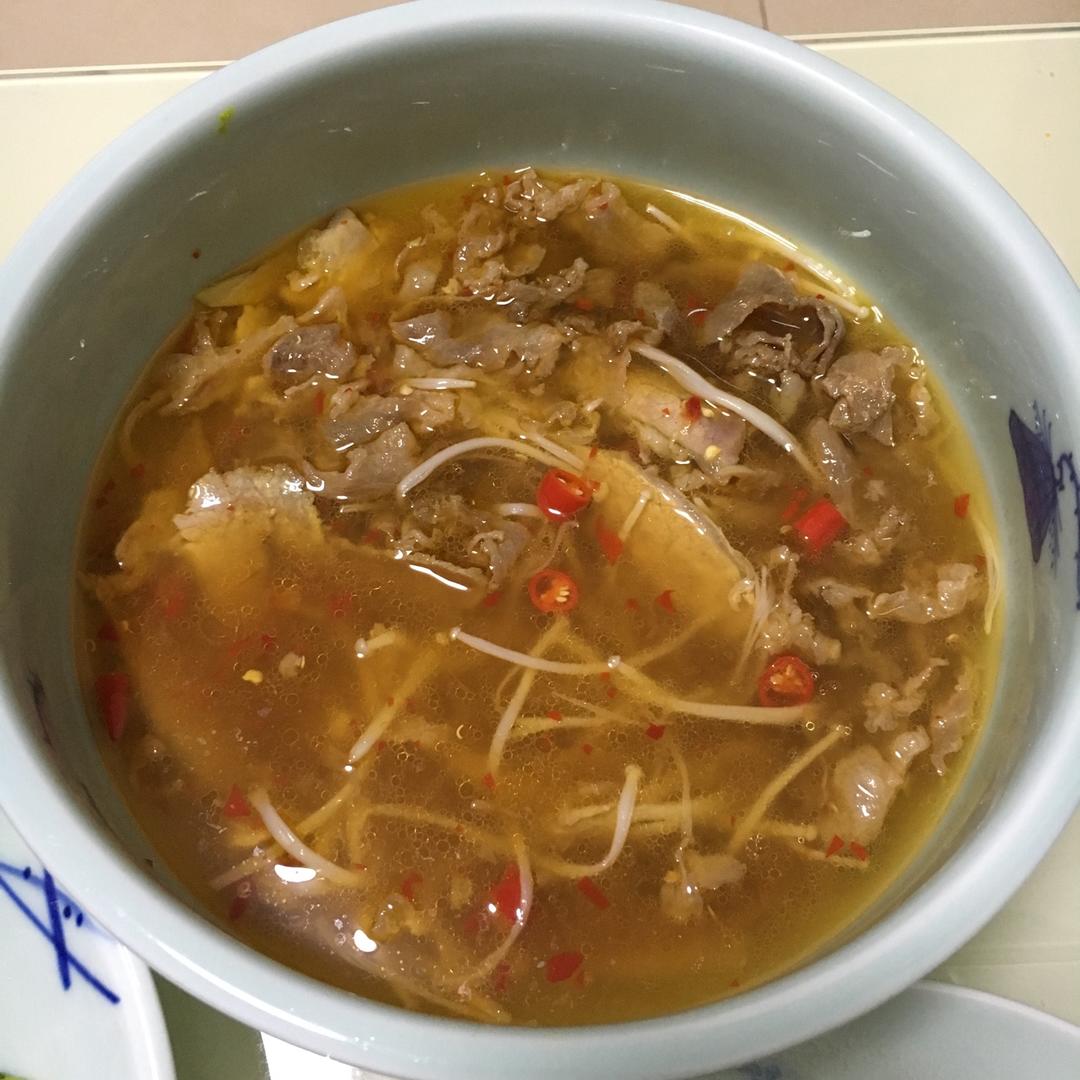 酸汤肥牛