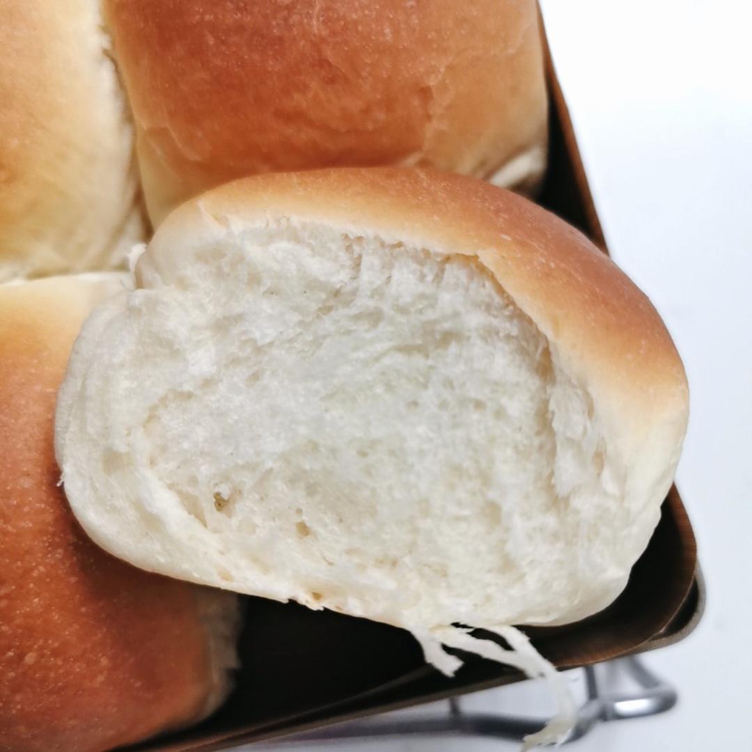 🥛超简单快手，柔软拉丝，一次发酵，牛奶小餐包