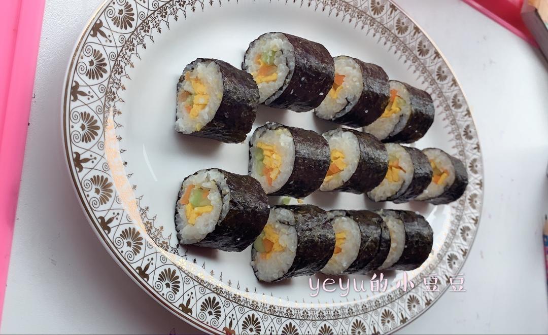 最简单的紫菜包饭、寿司