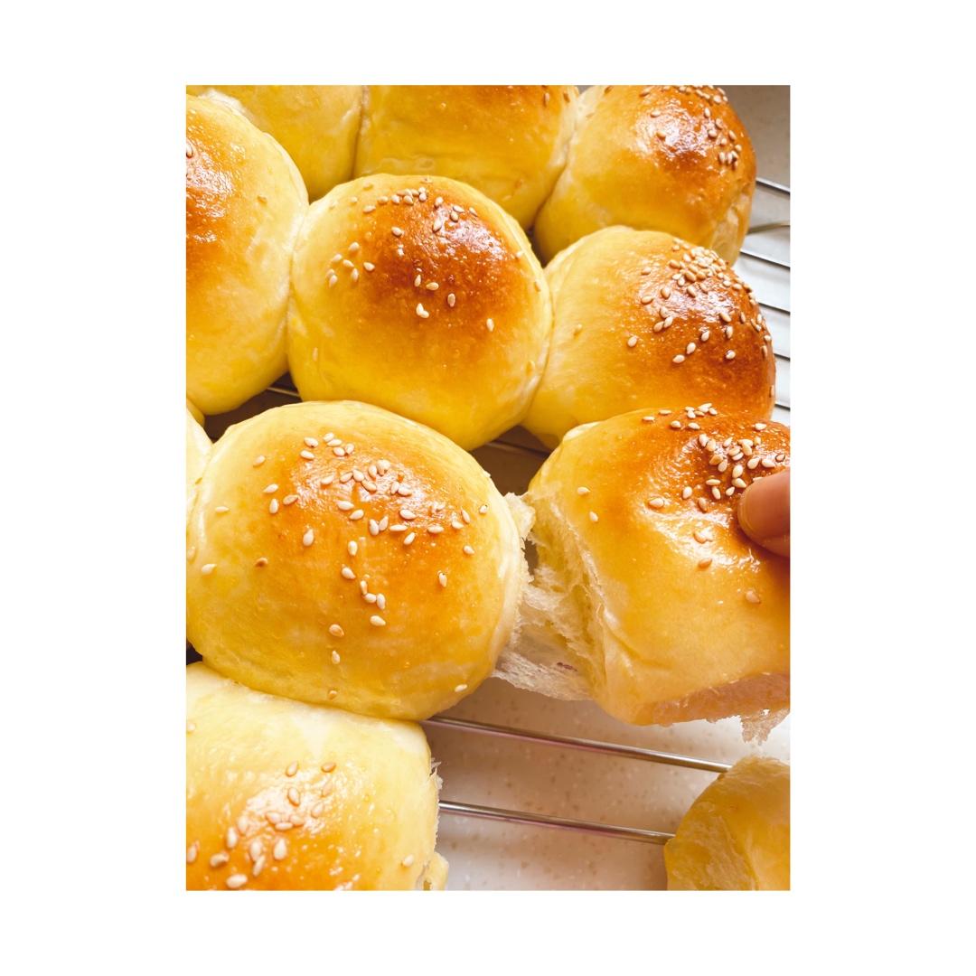 🥛超简单快手，柔软拉丝，一次发酵，牛奶小餐包