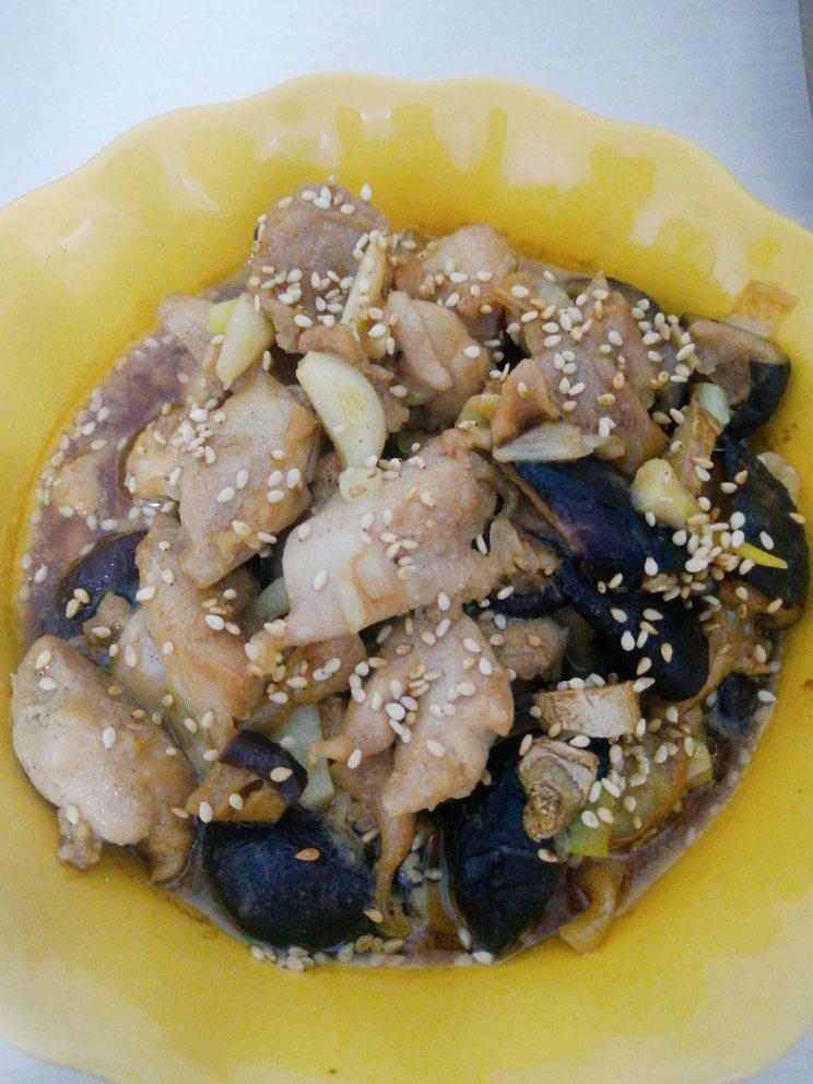 香菇蒸鸡，随便做做都好吃的菜~