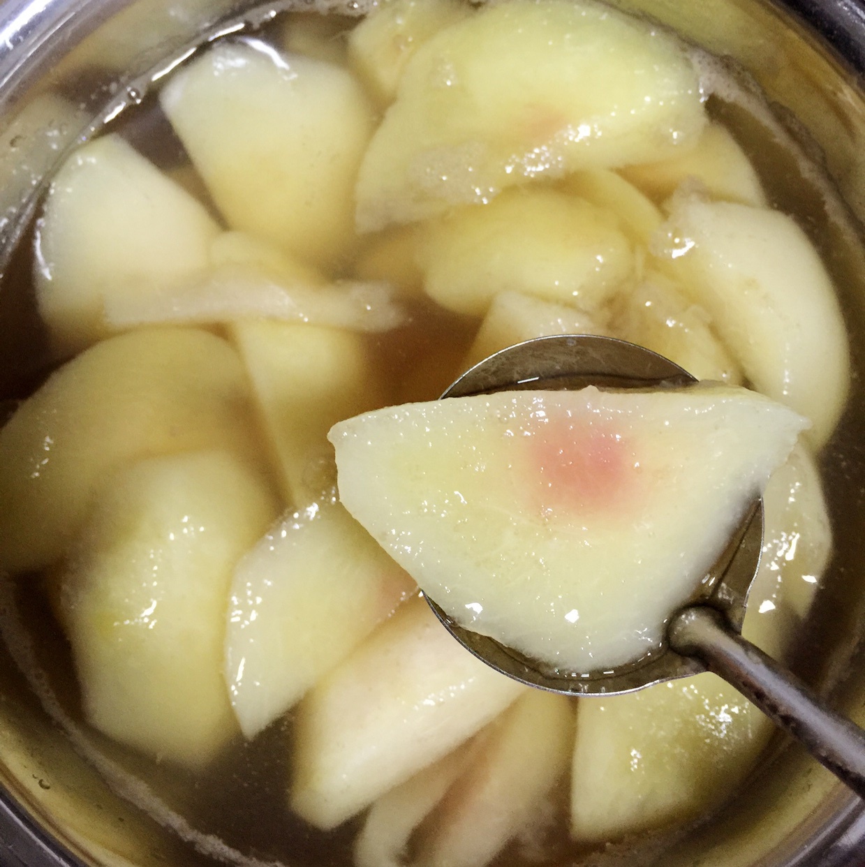 糖水桃罐头