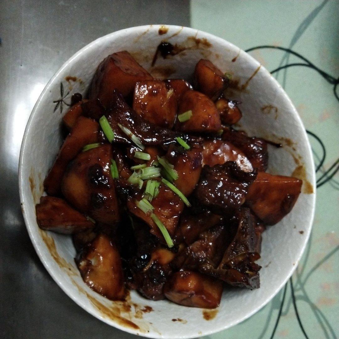 芋头烧排骨