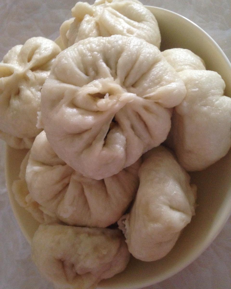 韭菜+鸡蛋+虾仁+胡萝卜四色饺子（好吃又简单好做的美食）