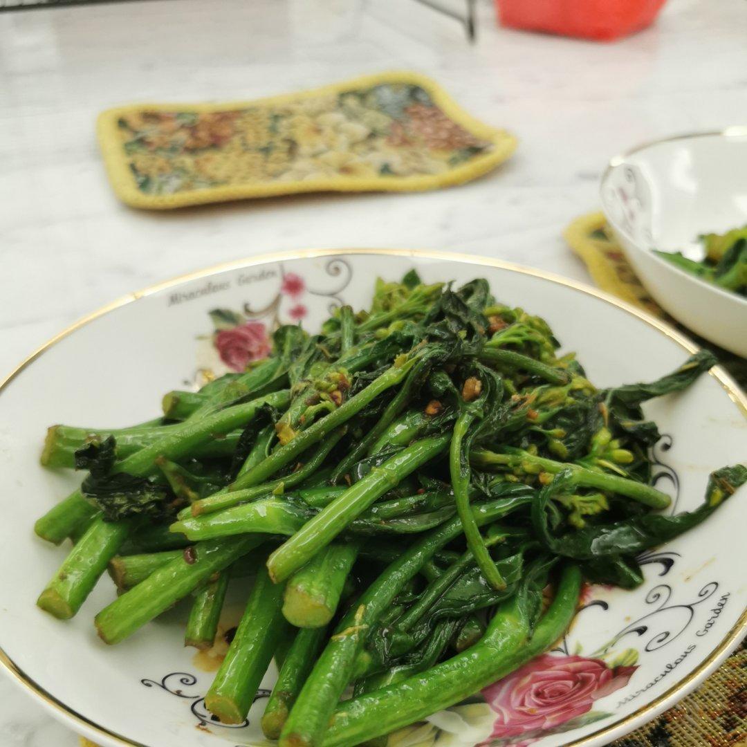 东南亚风味的炒芥兰