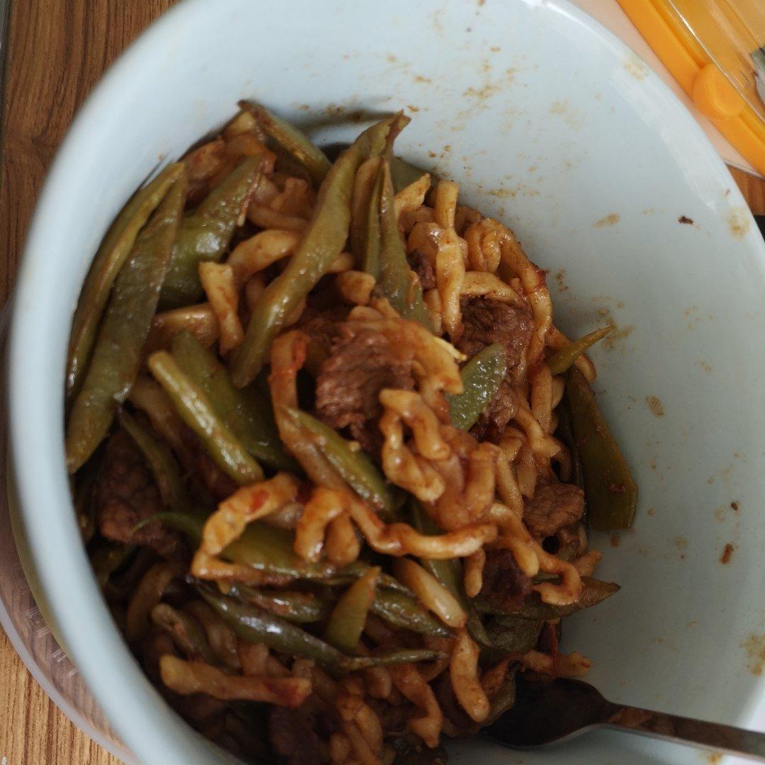 堂妈小厨——豆角番茄焖面