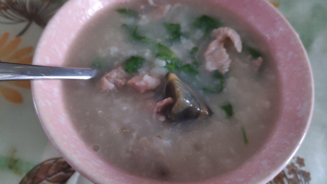 堂妈小厨——超好喝的皮蛋瘦肉粥